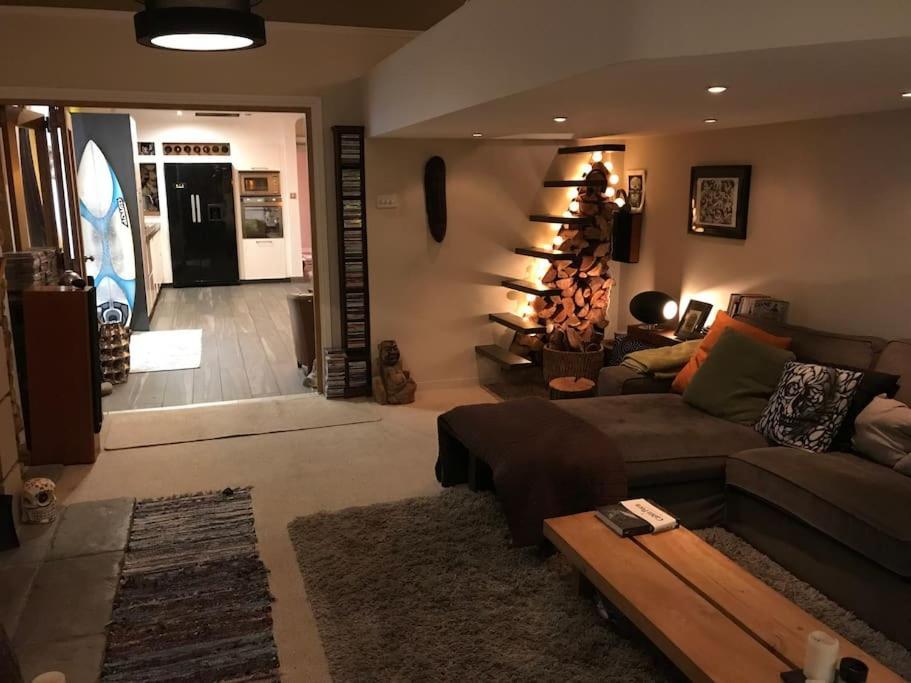 Spacious Southbourne Flat Sleeps 5 Perfect For Families And Groups * Bournemouth